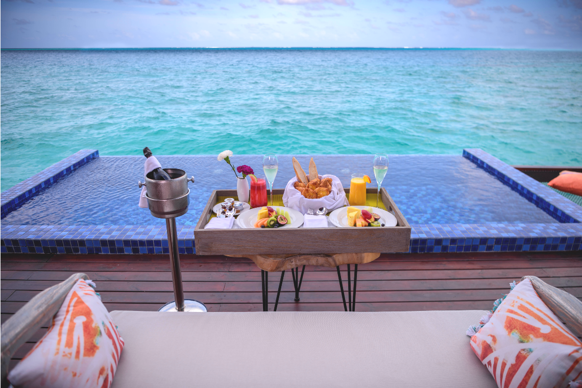 Grand Park Kodhipparu, In-Villa dining.